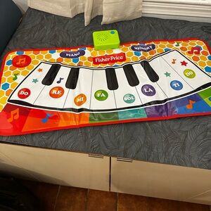 Fisher-Price Musical Piano Mat with Rainbow Colors